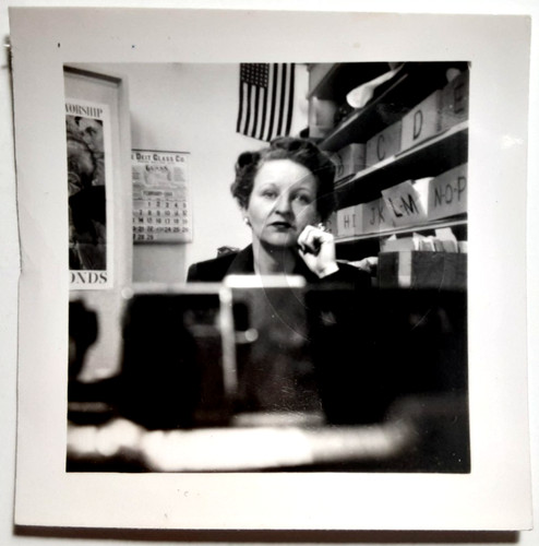 Woman secretary behind - woman/secretary,