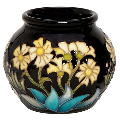 Moorcroft pottery - moorcroft,