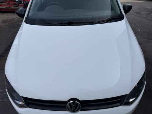 2011 volkswagen polo - 2011,