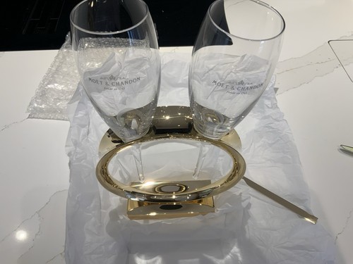 Moët and chandon - and,