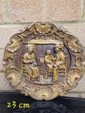 Vintage Round Bas-Relief Wall Plaque, Family Cottage Scene, Gilt, 23cm