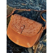 BNWT'S STUNNING WHITE STUFF