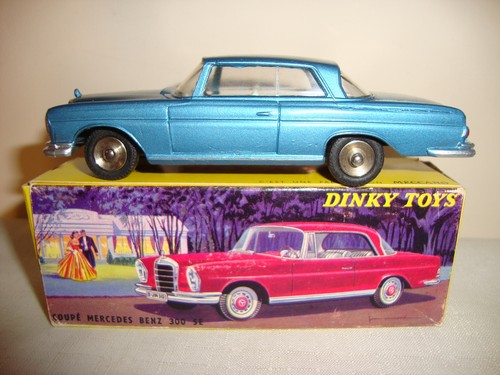 French dinky toys 533 mercedes - 533,