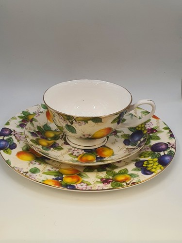 Fine bone china teacup saucer