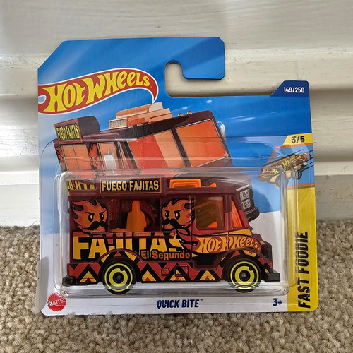 Hot wheels lets race quick - lets,
