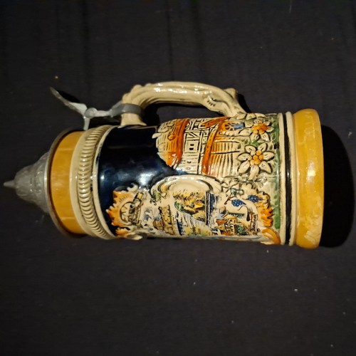 Vintage hand crafted - hand, west