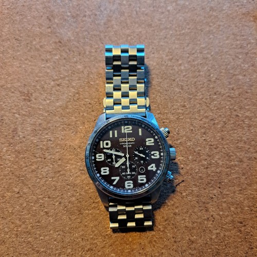 Seiko solar chronograph v175 - solar,