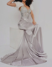 TO THE NINES Silver Satin