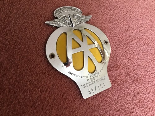 Vintage car badge aa - vintage,