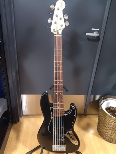 Squier affinity series jazz - series,