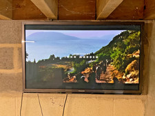 Panasonic TX-P42ST50B television