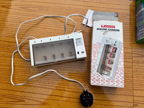 Vintage uniross mw398 charger - vintage,