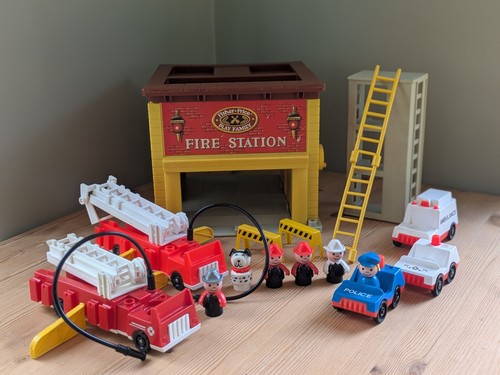 Vintage fisher price little - fisher,