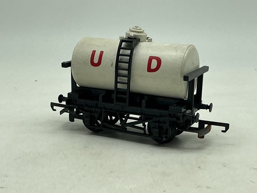 B6071 tri ang white united - b6071, tri-ang