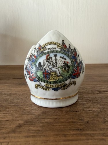 Antique swan china - swan, crested