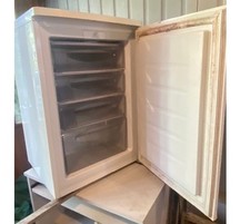 Under counter 4 draw Freezer Currys Essentials CUF55W10 in good condition