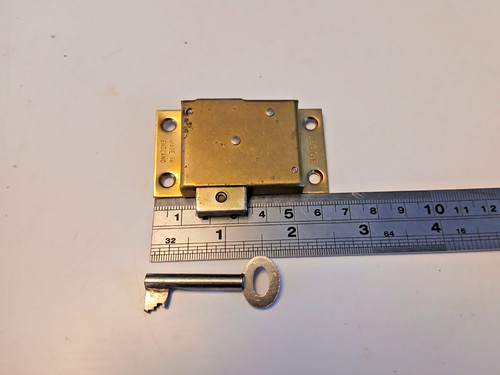 Brass cupboard cabinet lock - brass,