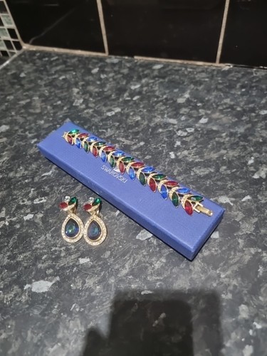 Swarovski crystal bracelet - bracelet, and