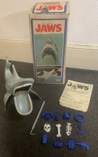 The game jaws - game,