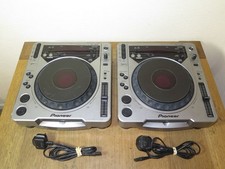 2 x Pioneer CDJ-800 DJ CD