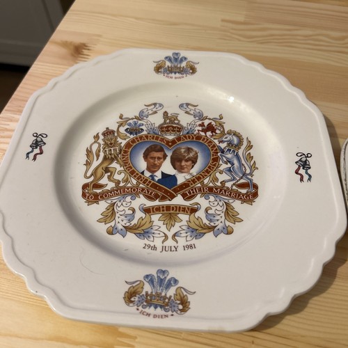 Royal plates - royal,