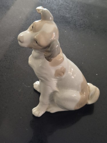 Nao lladro dog figurine - nao,