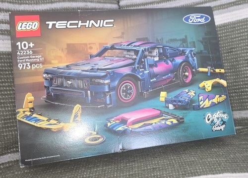 Lego technic custom garage - lego,