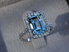 3.85 Ct Emerald Cut Aquamarine