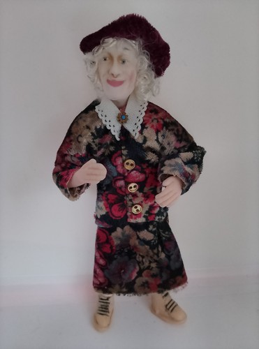 Dolls house people miniature - dolls,