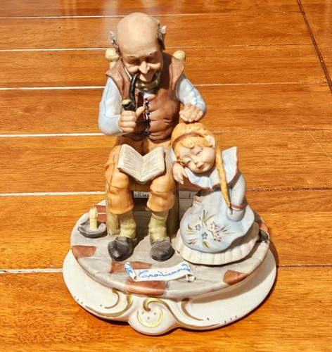 Capodimonte figurine signed - ,