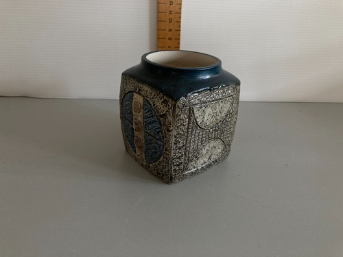Troika pottery cornwall - troika,