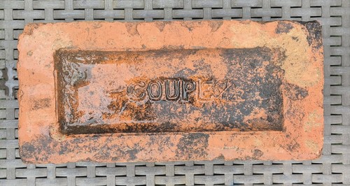 Coupe vintage house brick - vintage,