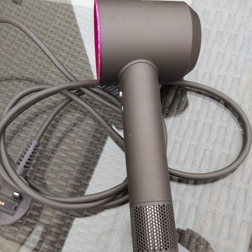 Dyson supersonic hairdryer - dyson,