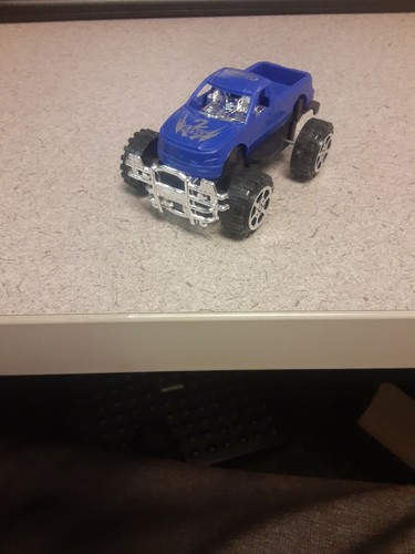 Monster truck unbranded - truck,