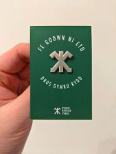 Bathodyn Eryr Wen Byddin Rhyddid Cymru, Free Wales Army FWA Pin Badge Cayo Evans