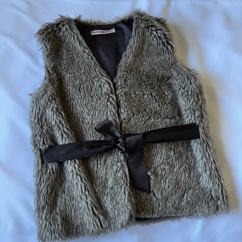 Gorgeous girls gillet - gorgeous, girls,