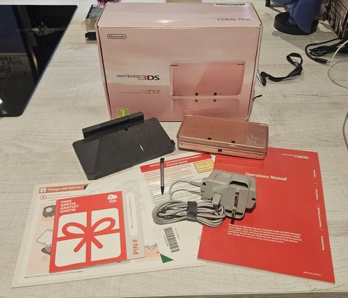 Nintendo 3ds coral pink boxed - nintendo,