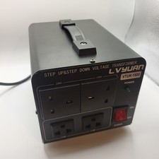 LVYUAN 1500VA 220V -110V STEP UP-DOWN VOLTAGE TRANSFORMER MODEL VTUK-1500