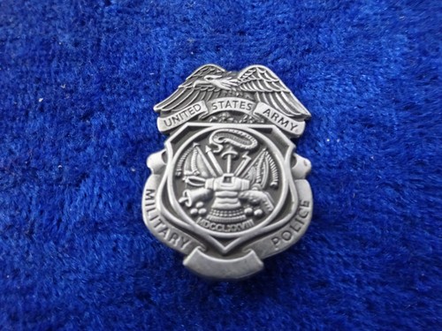 A15 badge - a15-19), mp