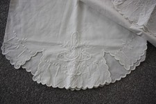 NB1392 Lovely Vintage White