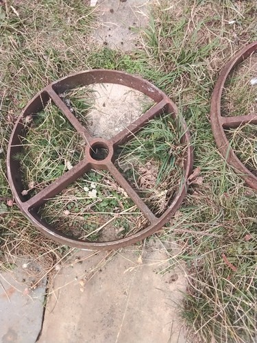 Pair antique cast - of,