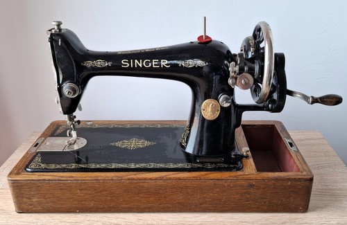 Singer model hand crank - singer,