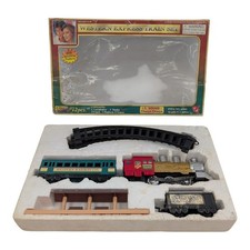 WESTERN EXPRESS Train Set 60001 Battery Operated 12 Piece Set With Track - B66