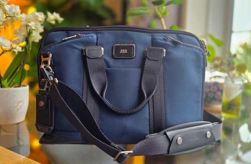 Well loved tumi alpha bravo - tumi,