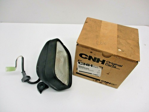 82026141 left hand worklamp - left,