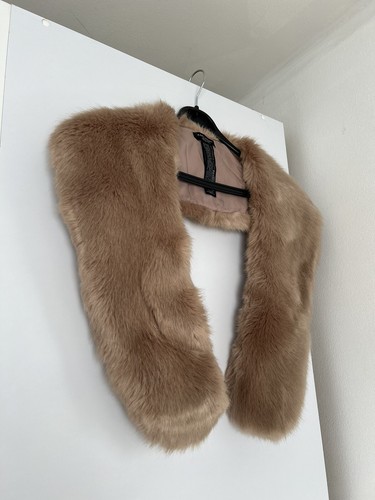 Zara faux fur shawl - fur, size