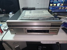 Vintage Luxman D-408 CD and