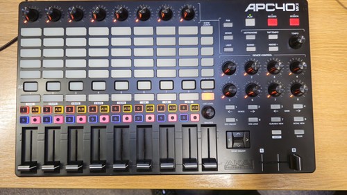 Akai apc40 mk2 - mkii, ableton