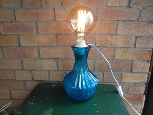 Vintage retro desklamp - vintage, desklamp-blue