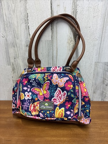 Medium floral butterfly - medium,